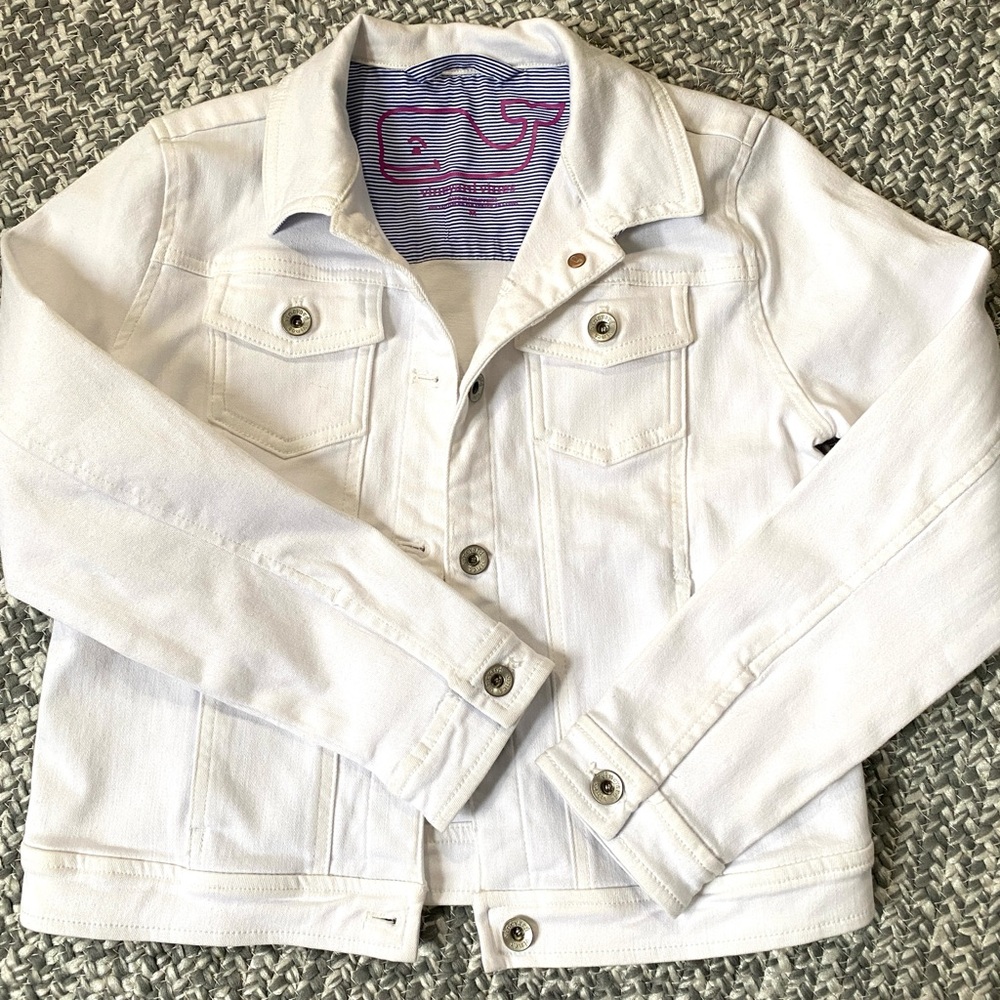 Vineyard Vines cute, preppy white jean jacket. Never worn. Size M girls.